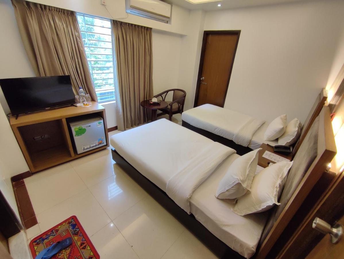 Hotel Holy Gate Sylhet Exterior photo