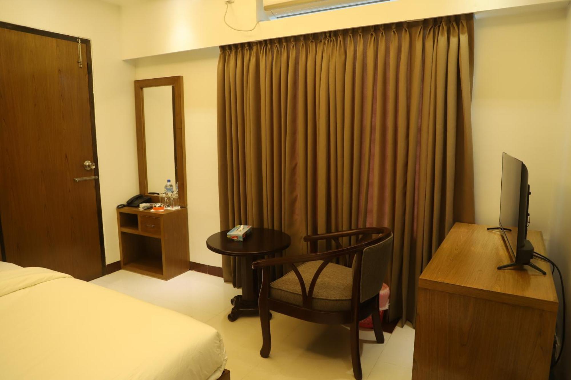 Hotel Holy Gate Sylhet Exterior photo
