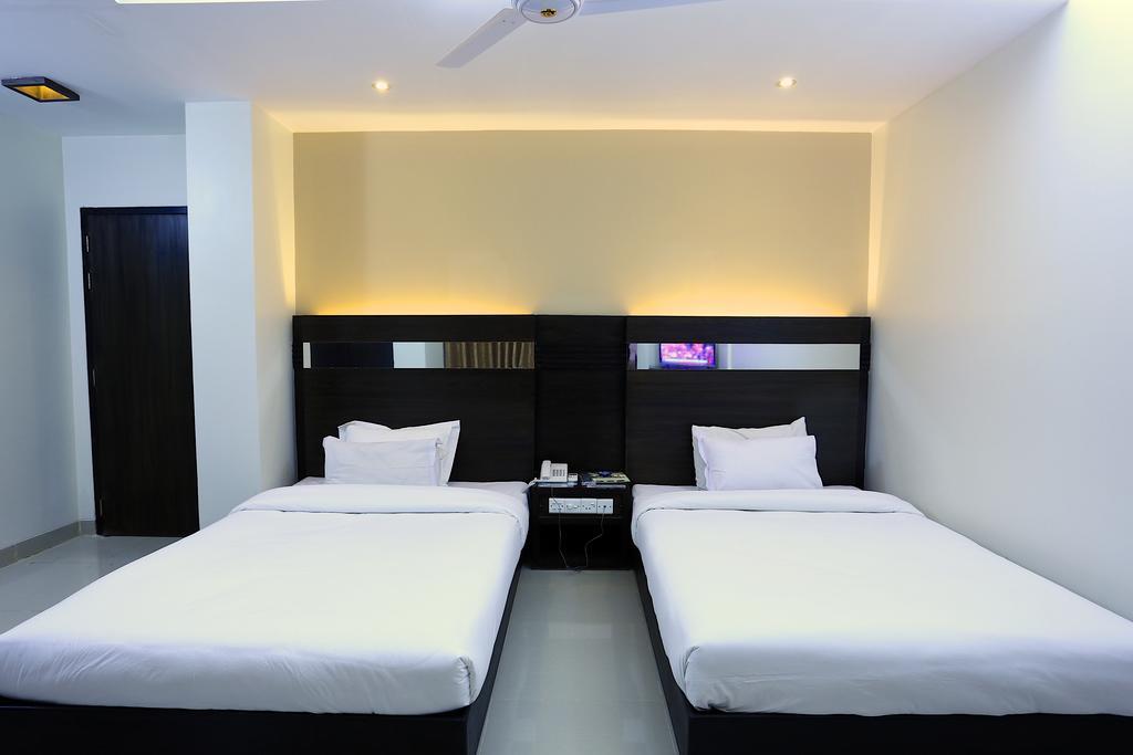Hotel Holy Gate Sylhet Exterior photo